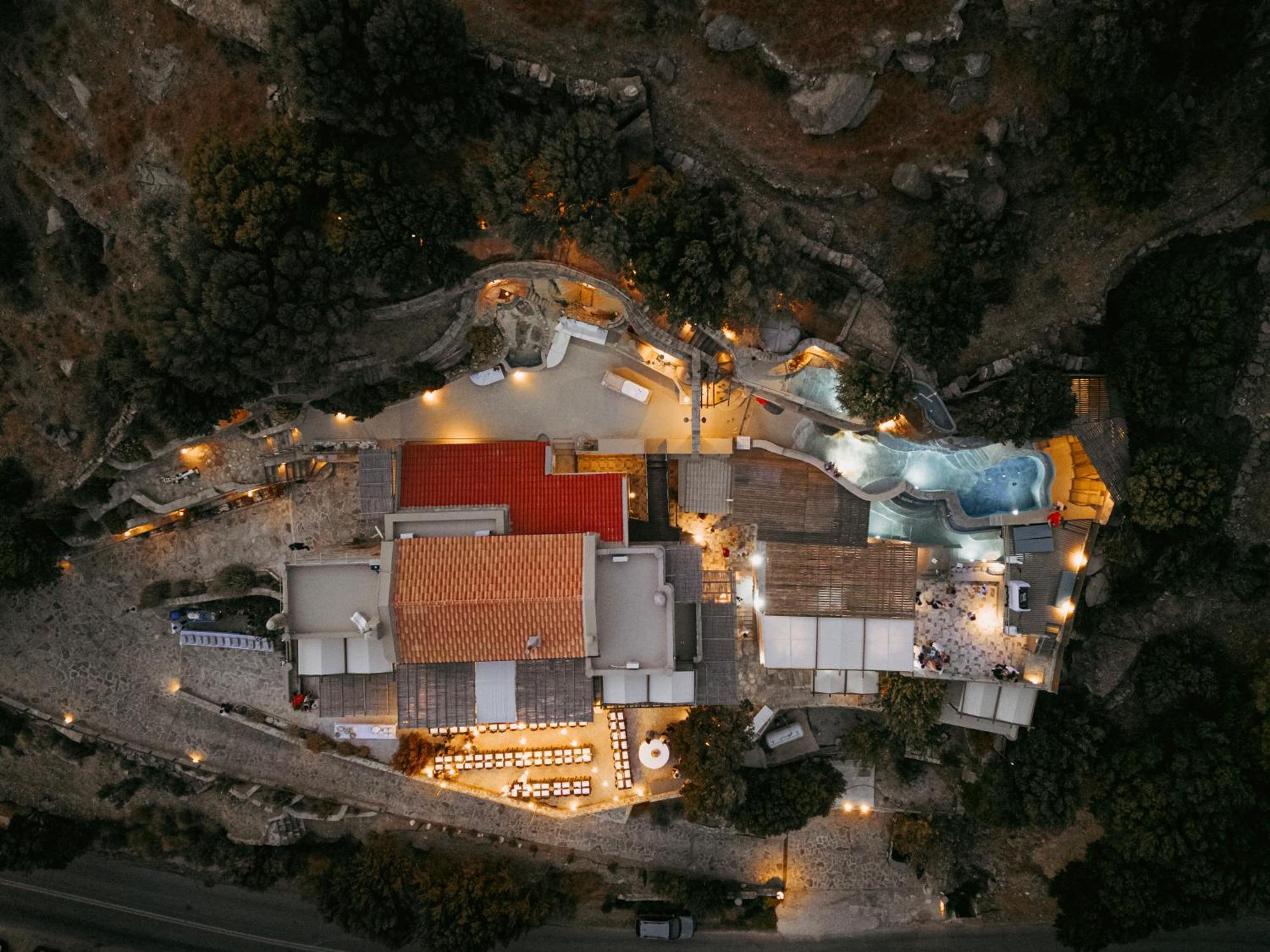 אפרטהוטל Agia Eleousa Aegean Castle Andros - Adults Only מראה חיצוני תמונה